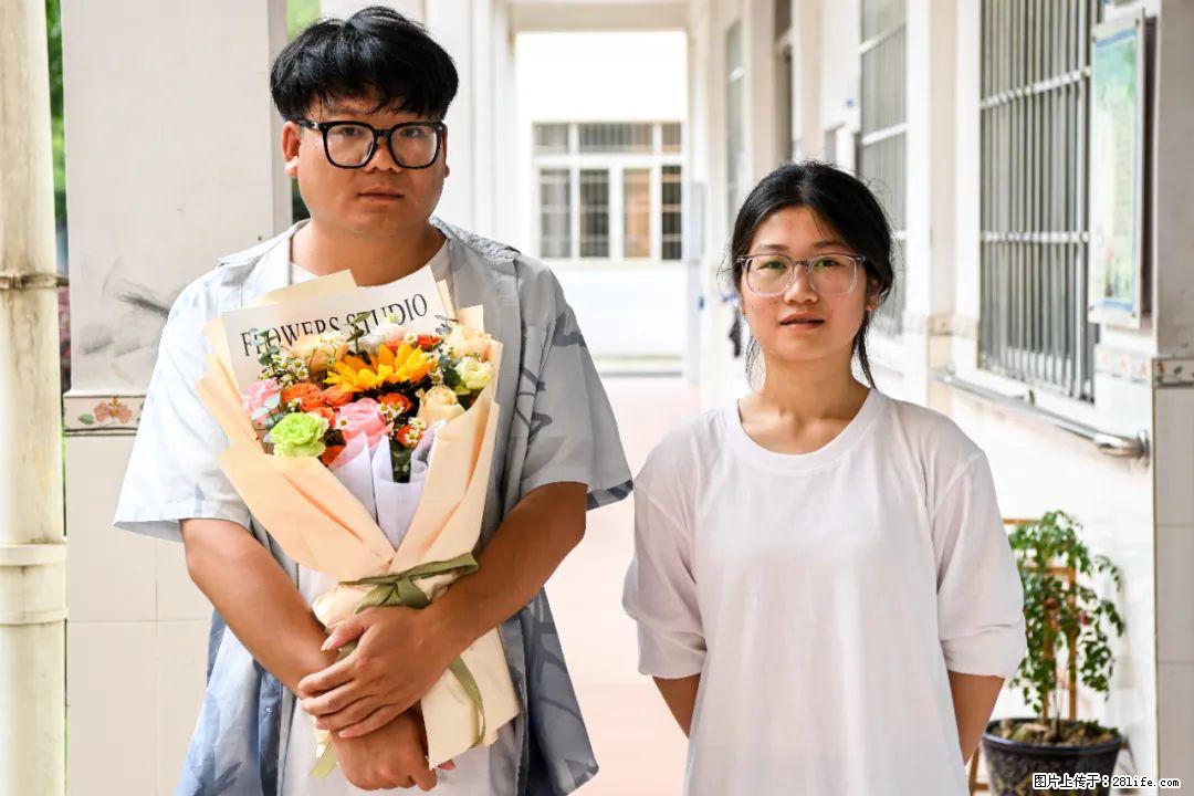 全网追的“扁担女孩”，找了一份暑假工，时薪12元 - 白城生活资讯 - 白城28生活网 bc.28life.net